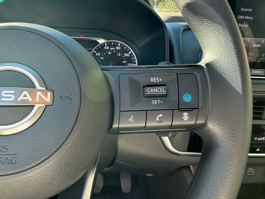 Used 2023 Nissan Rogue SV AWD/4WD image 21
