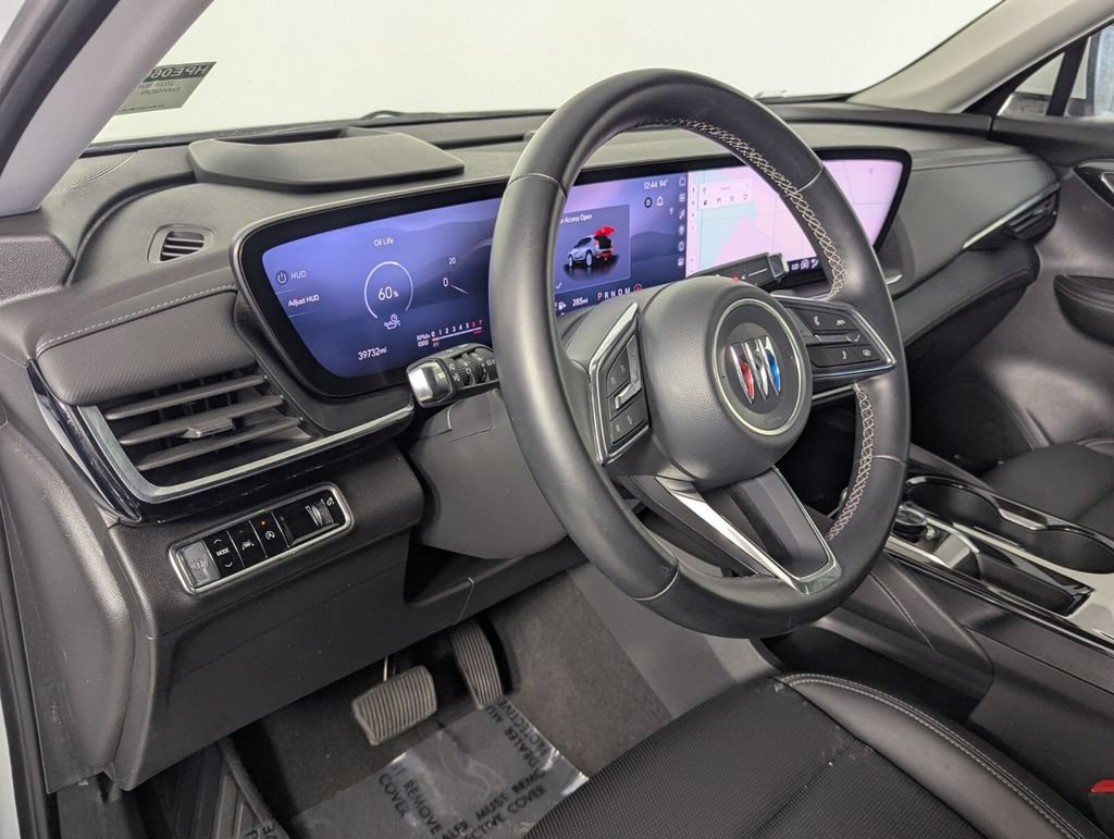Used 2024 Buick Envision Preferred AWD/4WD image 12