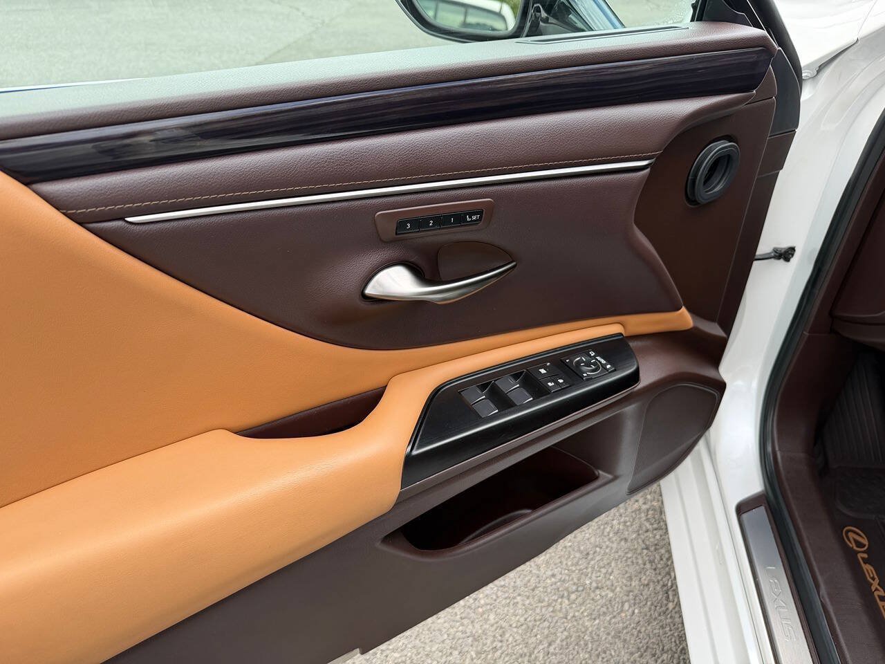 Used 2020 Lexus ES 350 w/ Premium Package FWD image 98
