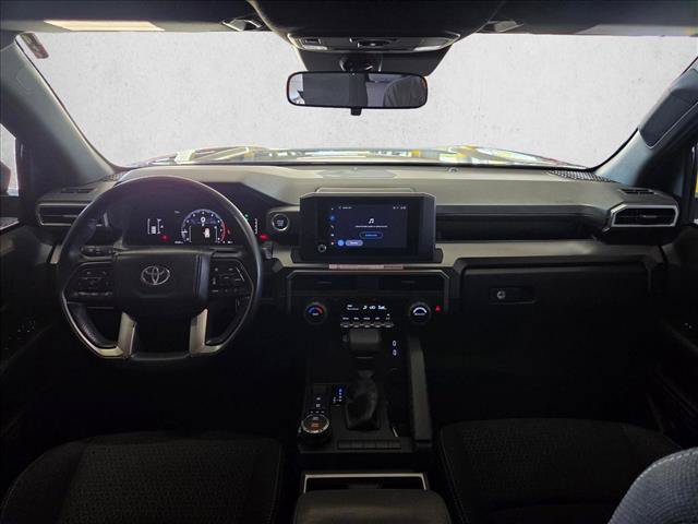 Certified 2025 Toyota 4Runner SR5 AWD/4WD image 16