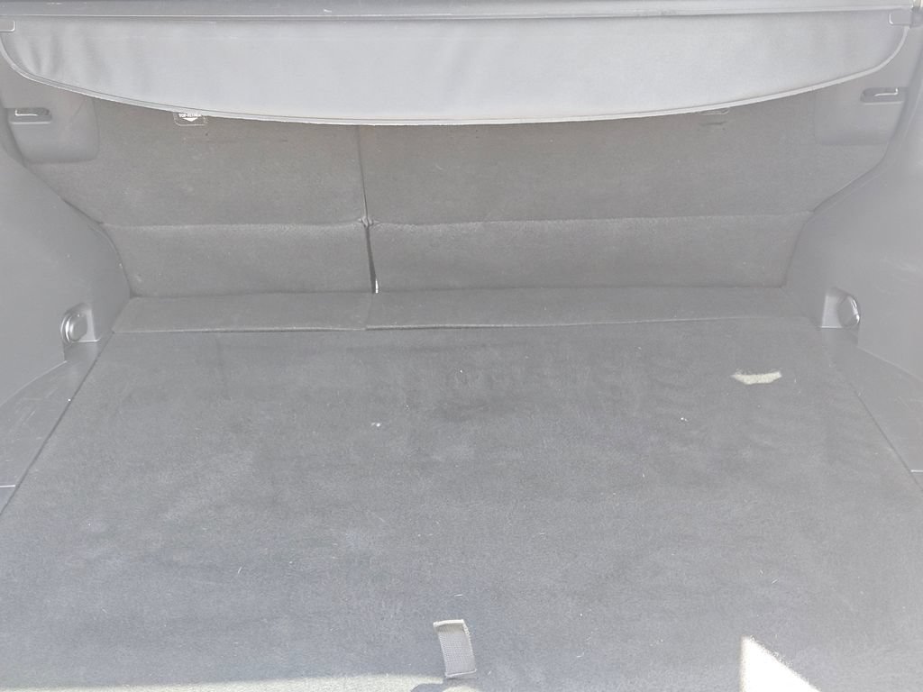 Used 2024 Toyota RAV4 XLE FWD image 37