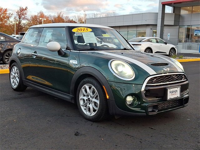 Used 2015 MINI Cooper S image 2