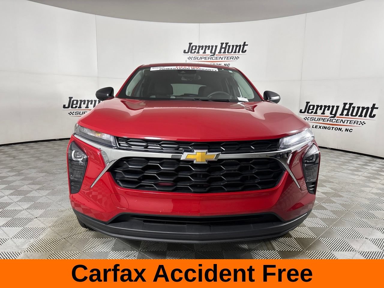 Used 2026 Chevrolet Trax LS FWD image 3