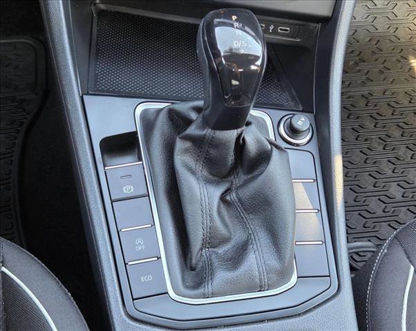 Certified 2023 Volkswagen Jetta Sport FWD image 13