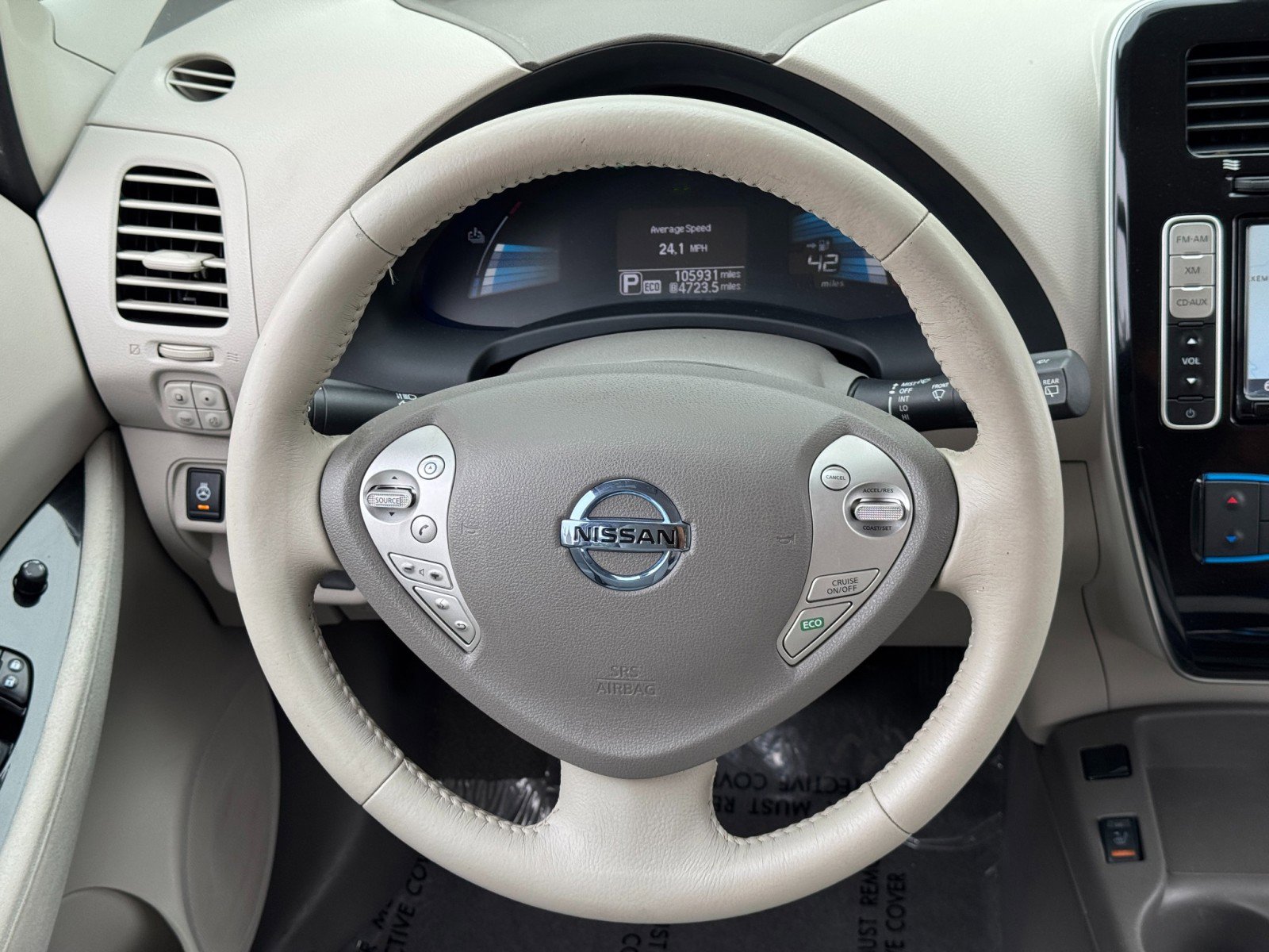 Used 2015 Nissan Leaf SV FWD image 19