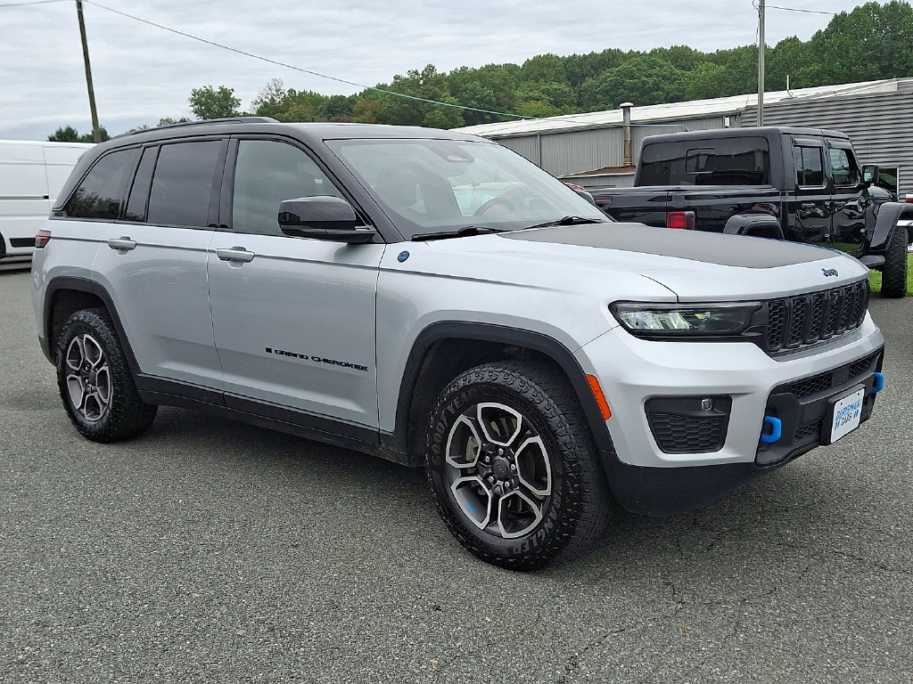 Used 2023 Jeep Grand Cherokee Trailhawk
