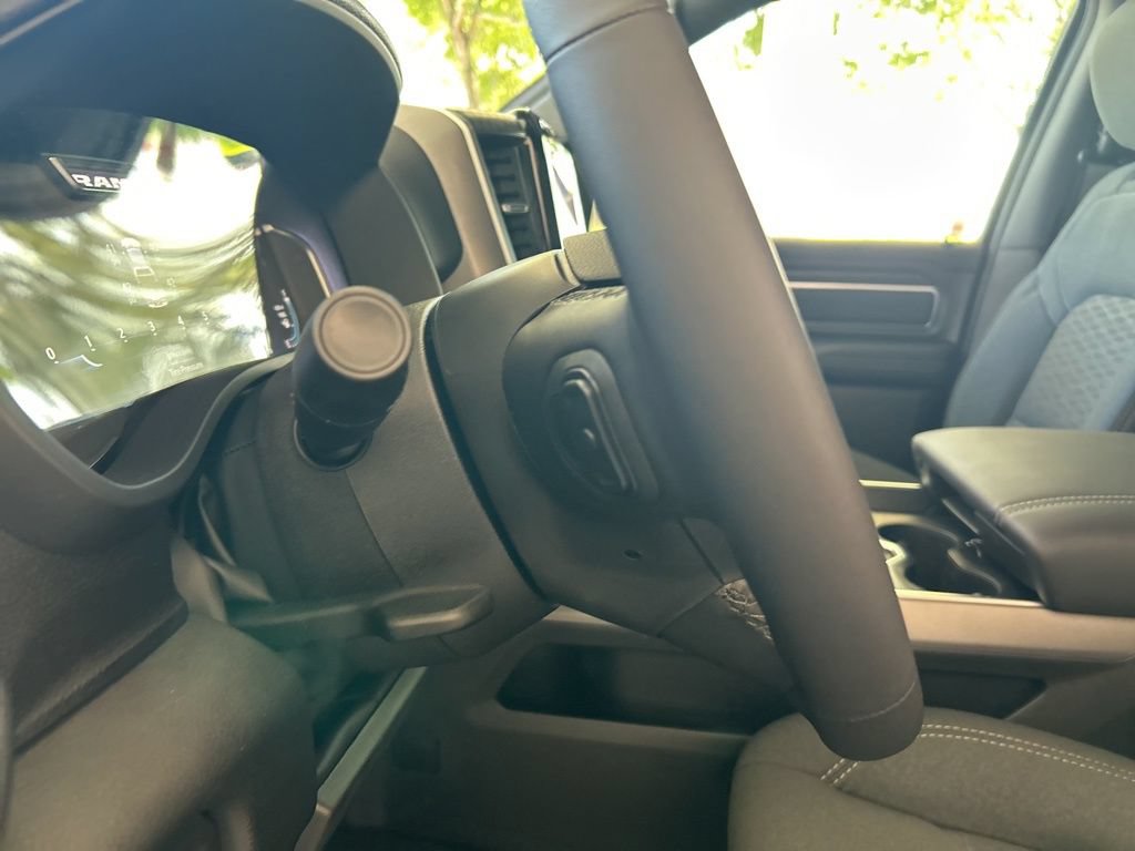 New 2025 RAM 1500 Big Horn AWD/4WD image 42