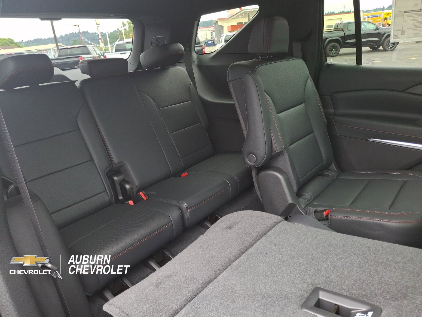 New 2026 Chevrolet Traverse Z71 w/ Enhanced Driving Package AWD/4WD image 19
