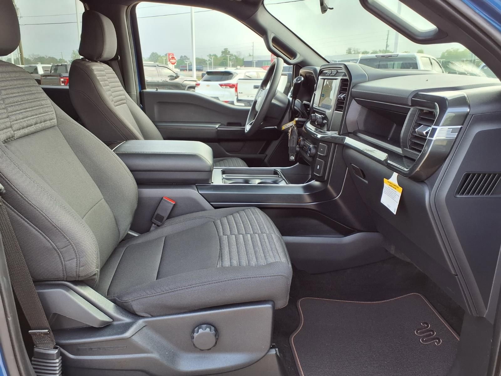 Used 2022 Ford F150 XL w/ STX Appearance Package RWD image 17