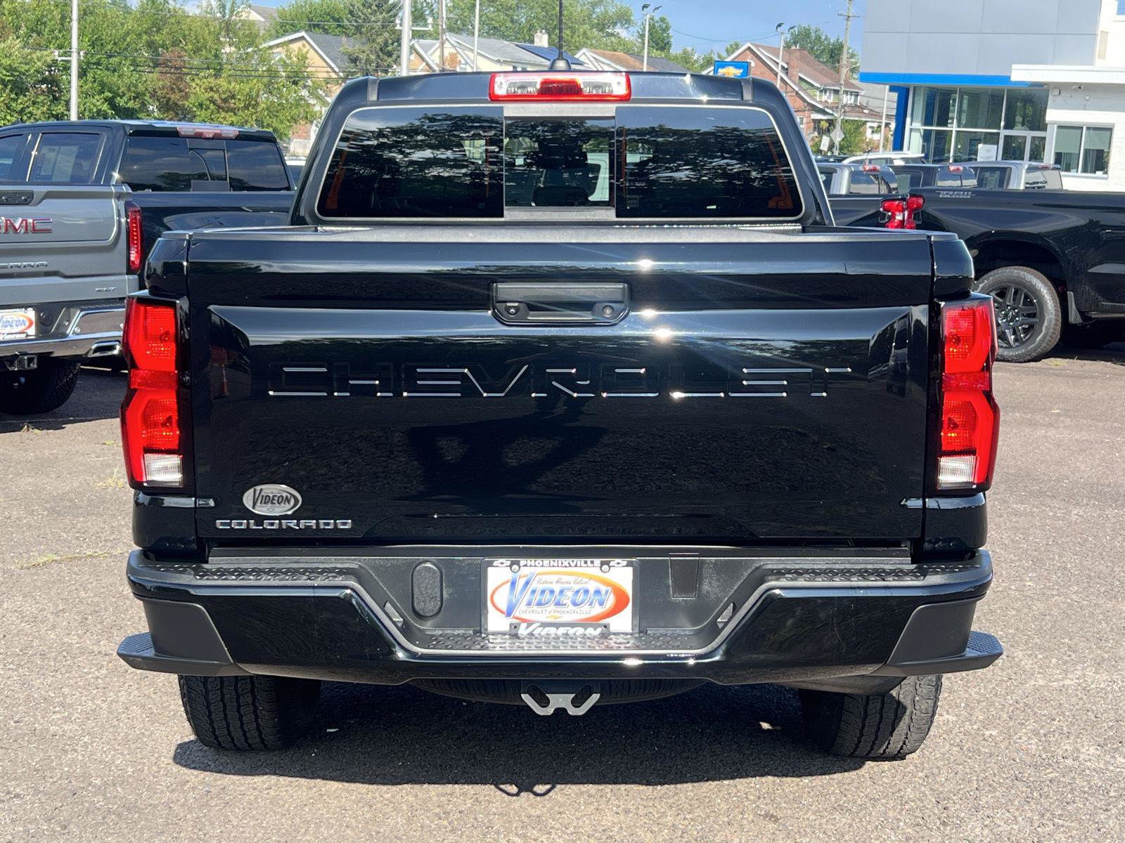 Used 2023 Chevrolet Colorado Z71 w/ Z71 Convenience Package 2 AWD/4WD image 6