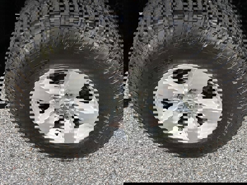 Used 2009 Dodge Ram 1500 Truck Sport image 30