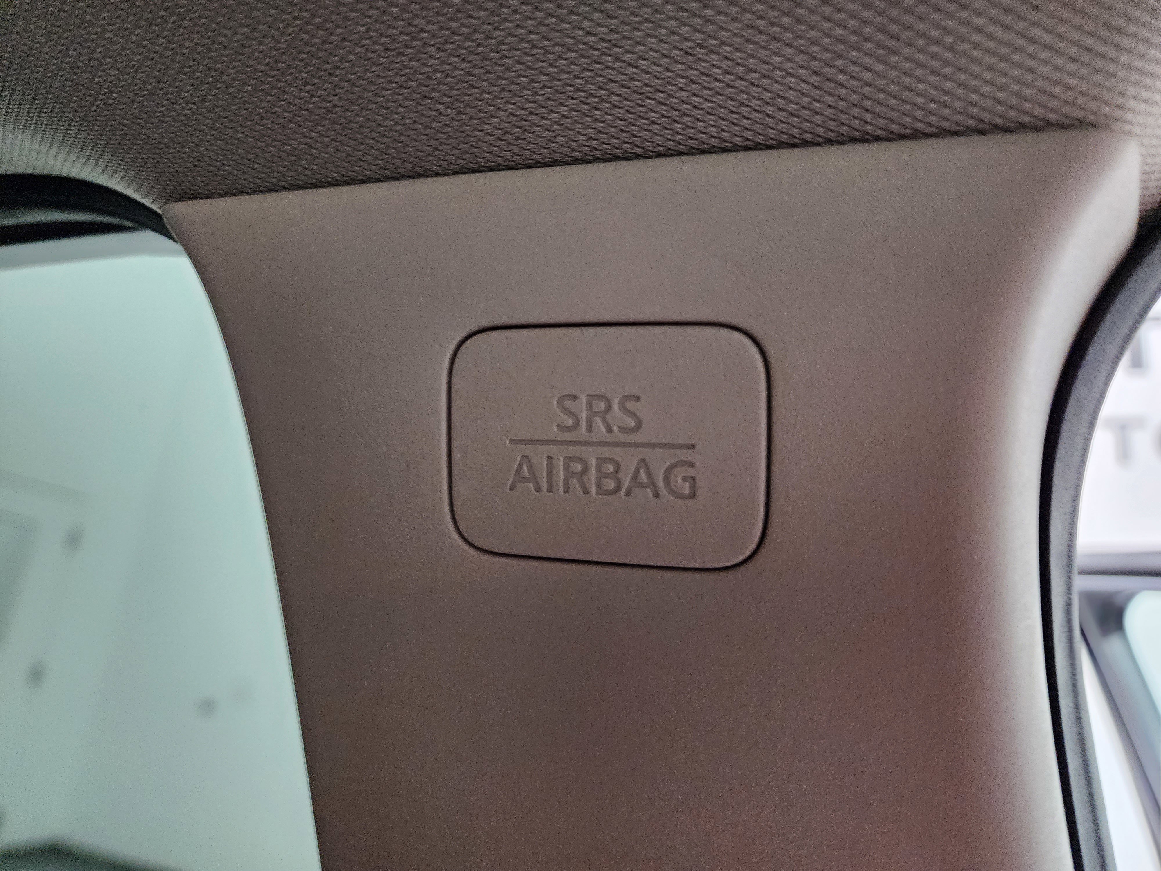 Used 2023 Nissan Rogue SV image 41