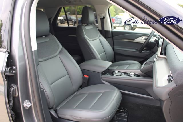 Used 2026 Ford Explorer Active w/ Active Comfort Package RWD image 11