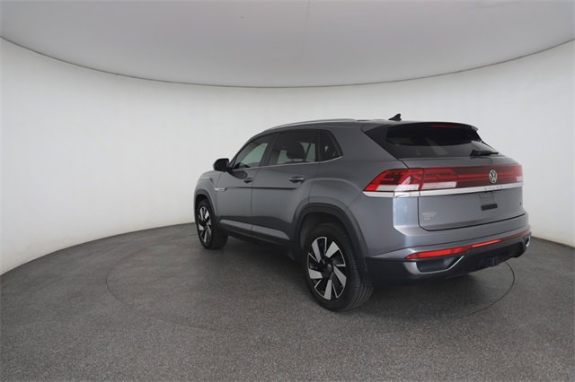Used 2024 Volkswagen Atlas Cross Sport SE image 12