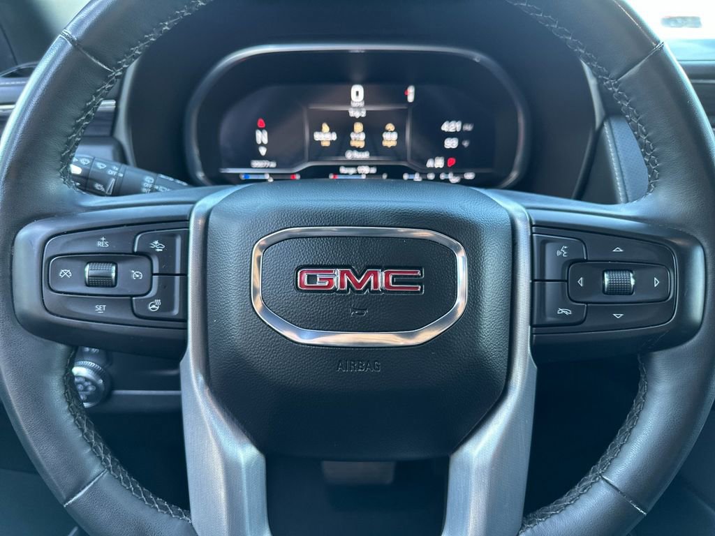 Used 2023 GMC Yukon SLT w/ SLT Premium Package image 27