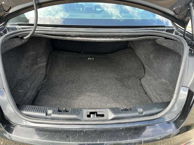 Used 2015 Ford Taurus SEL w/ Equipment Group 201A FWD image 11
