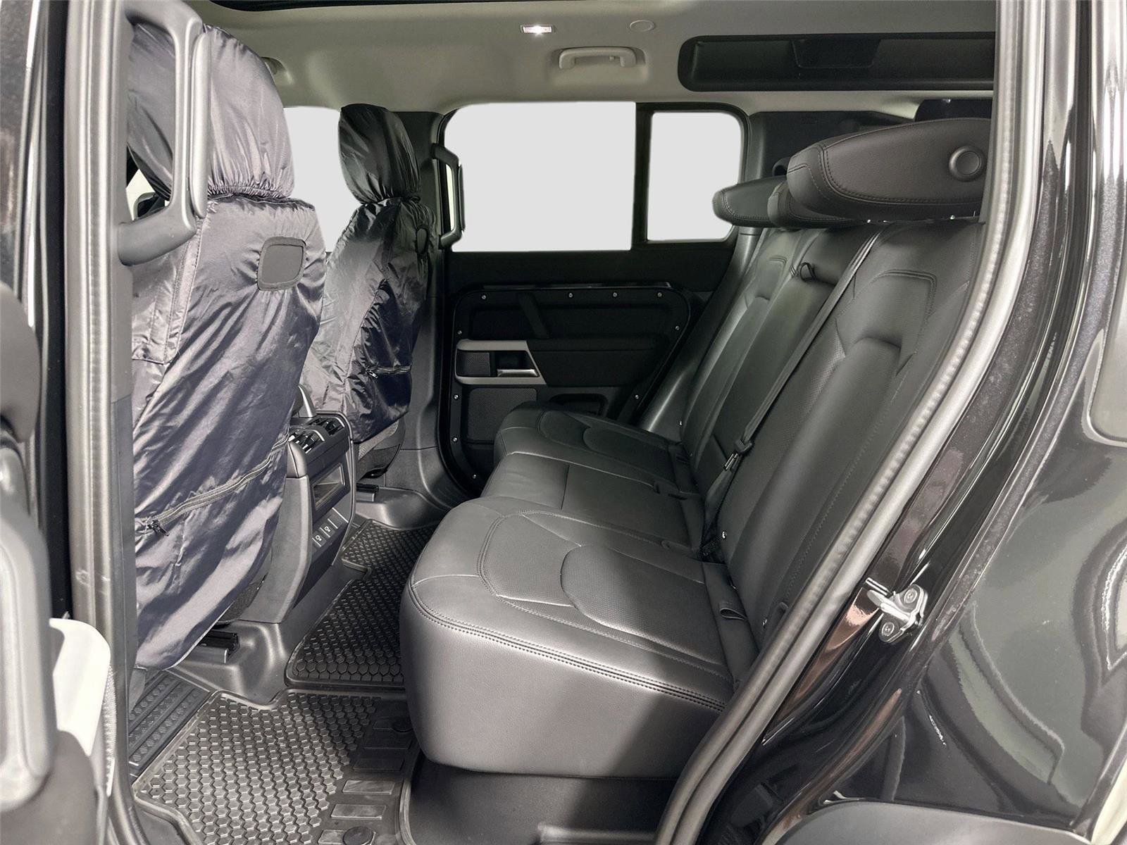 Certified 2024 Land Rover Defender 110 S AWD/4WD image 17