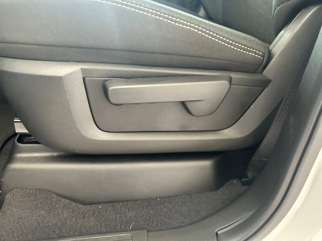 Used 2025 RAM 3500 Tradesman AWD/4WD image 40