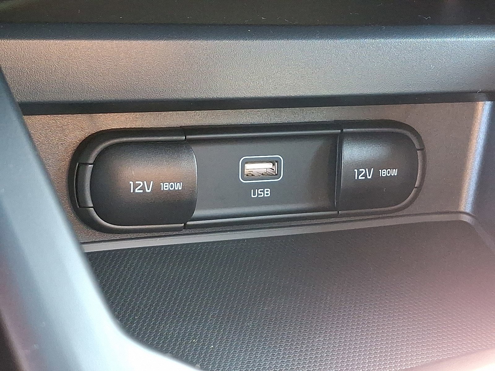 New 2025 Kia Soul LX w/ LX Technology Package image 11