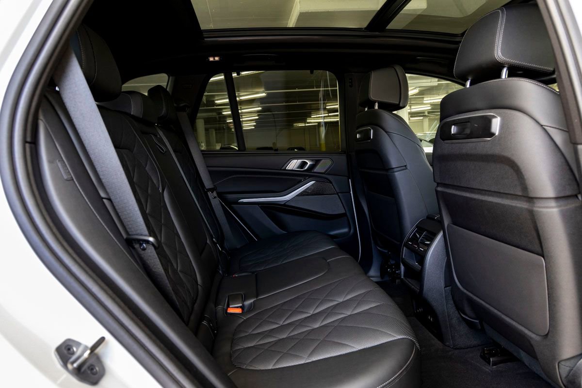 Certified 2024 BMW X5 M60i image 27