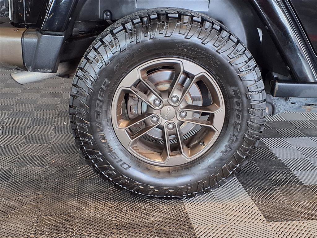 Used 2017 Jeep Wrangler 75th Anniversary image 8