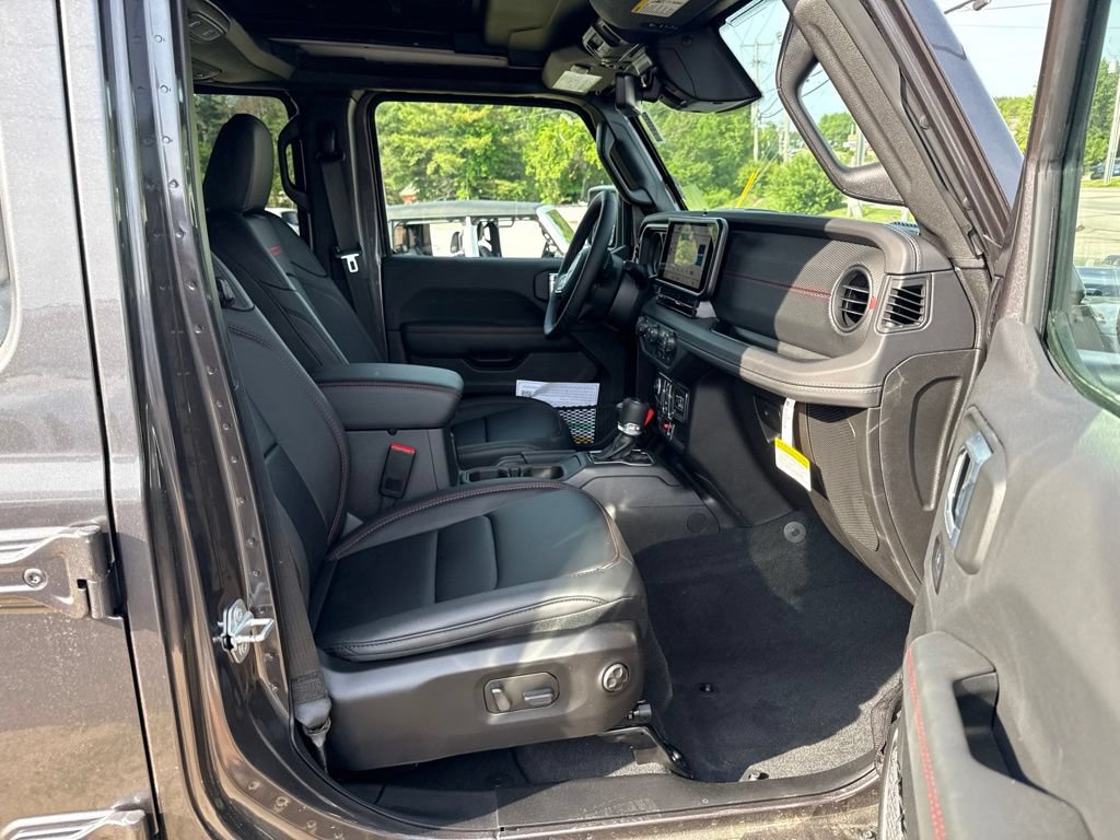 New 2026 Jeep Wrangler Unlimited Rubicon AWD/4WD image 26