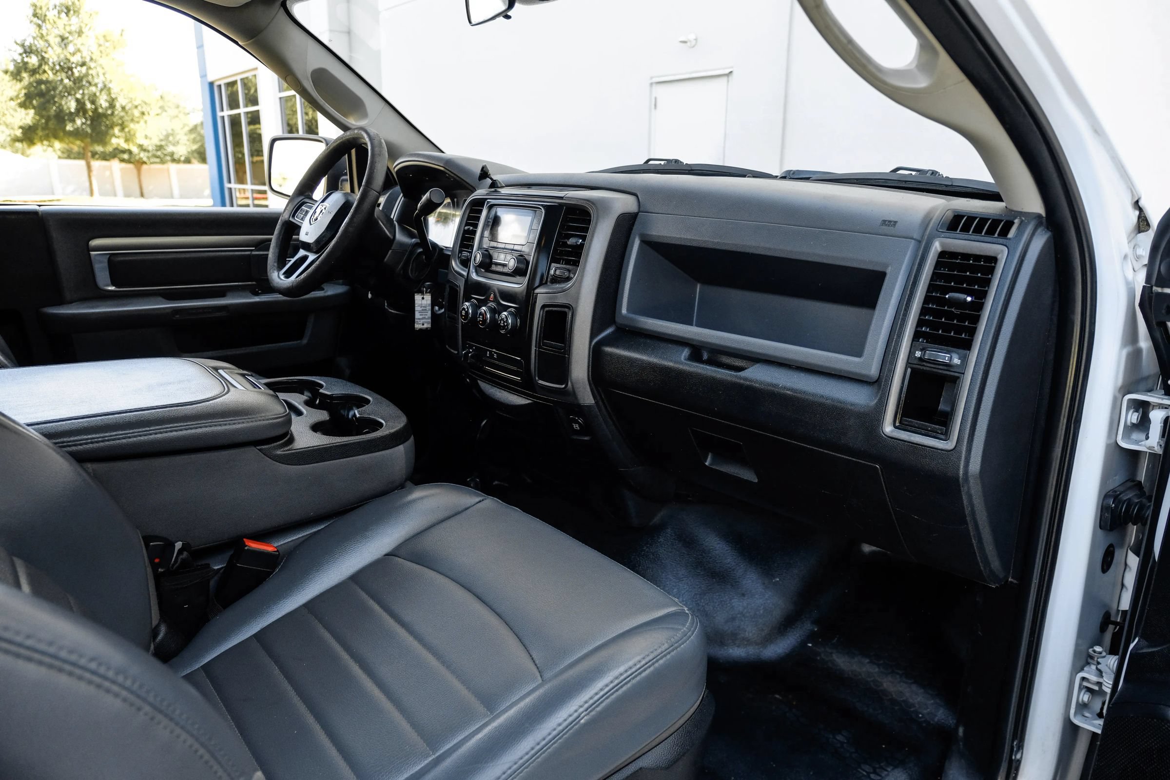 Used 2017 RAM 2500 Tradesman w/ Power & Remote Entry Group RWD image 15