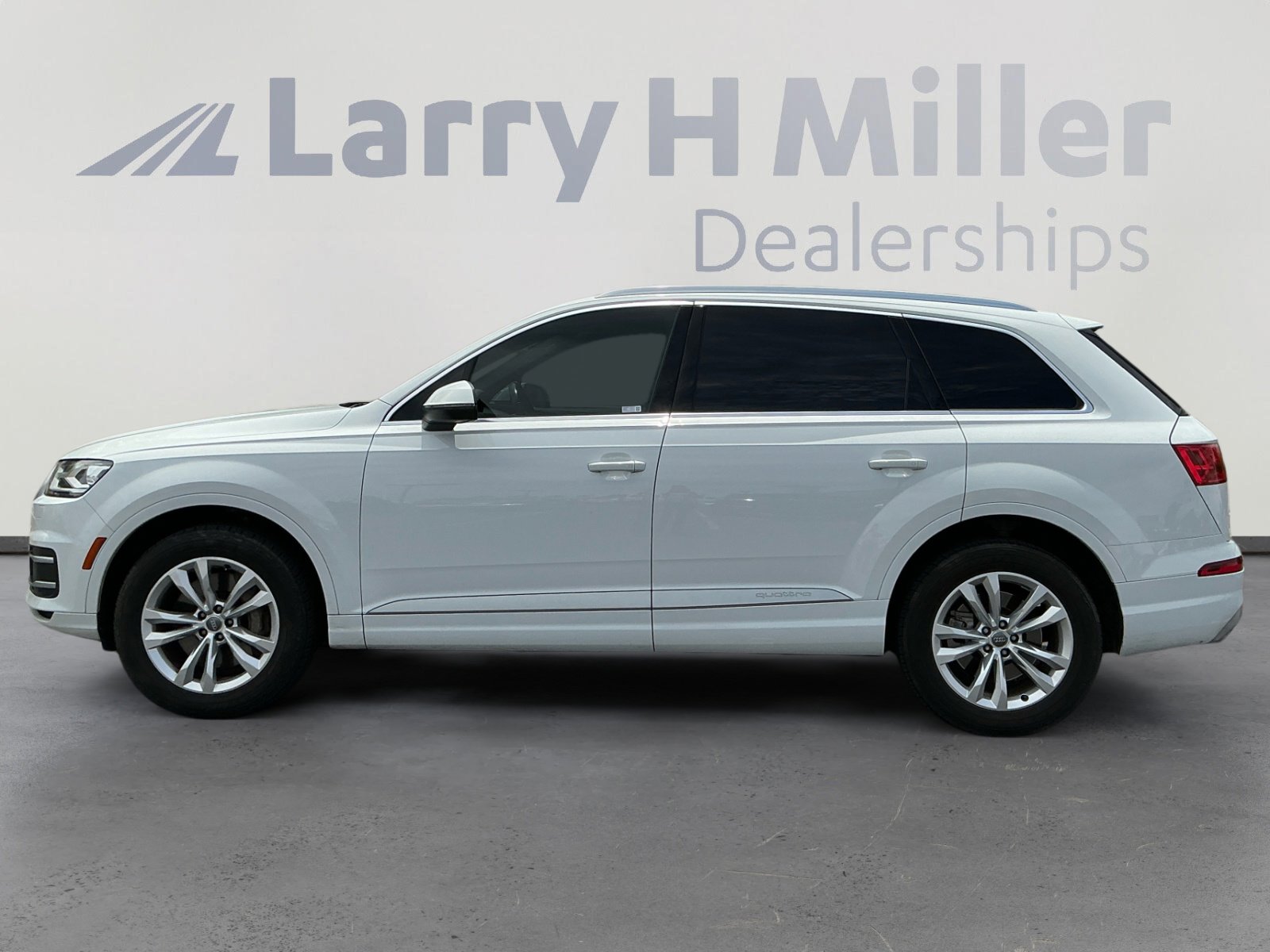 Used 2019 Audi Q7 3.0T Premium AWD/4WD image 2