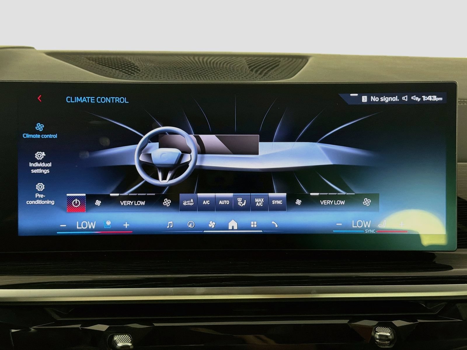 Used 2027 BMW X6 M60i AWD/4WD image 16