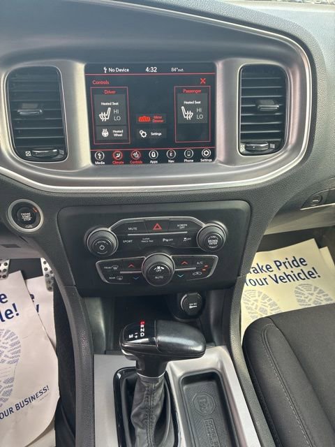 Used 2022 Dodge Charger R/T w/ Blacktop Package image 13