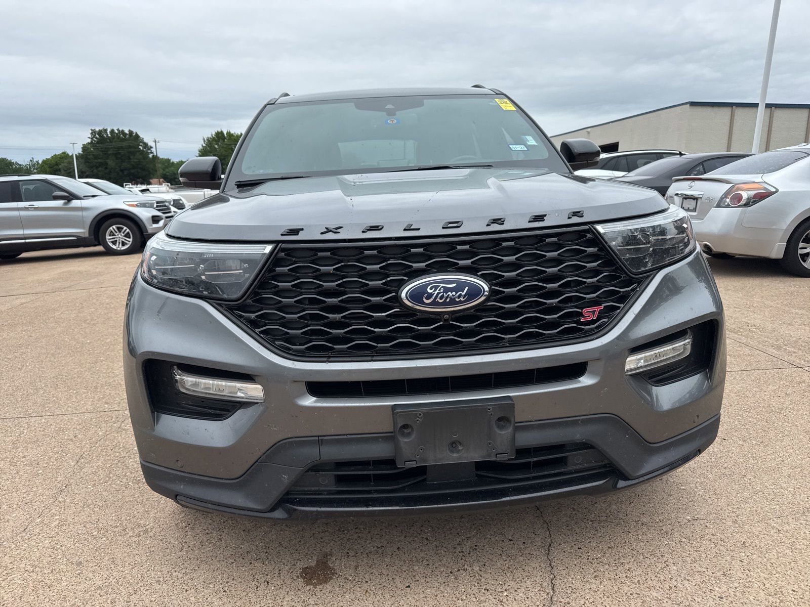 Used 2021 Ford Explorer ST w/ Equipment Group 401A AWD/4WD image 2