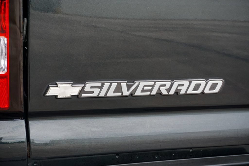 Used 2004 Chevrolet Silverado 2500 LS AWD/4WD image 53