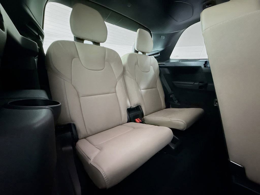 New 2026 Volvo XC90 T8 Ultra w/ Protection Package Premier AWD/4WD image 29