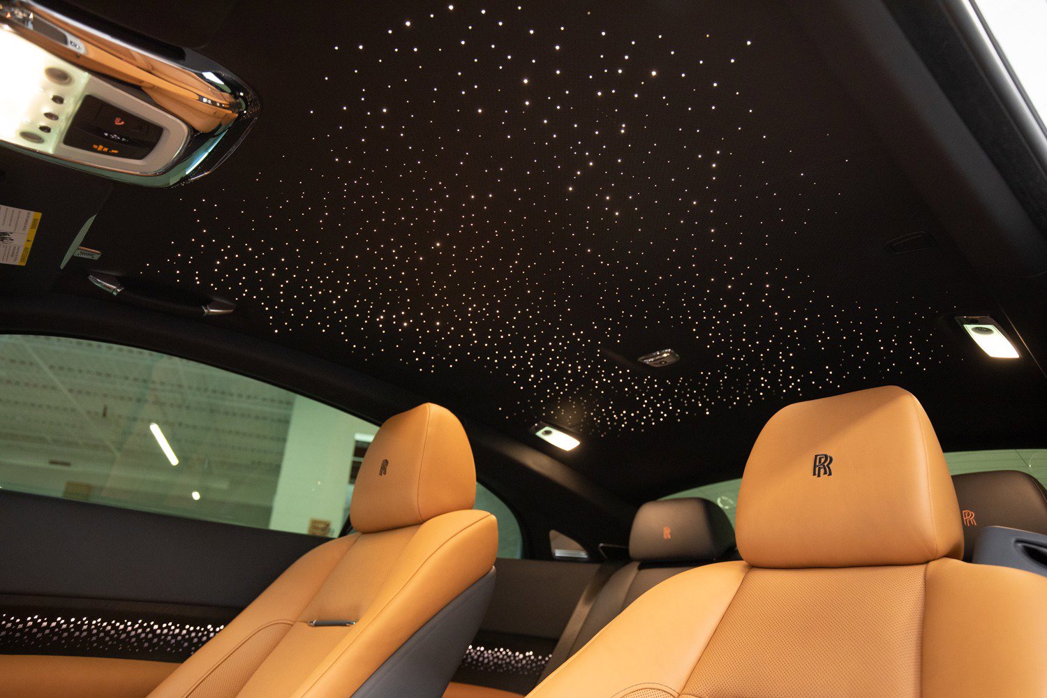 Used 2018 Rolls-Royce Wraith RWD image 24