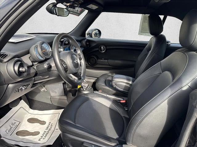 Used 2019 MINI Cooper Convertible image 11