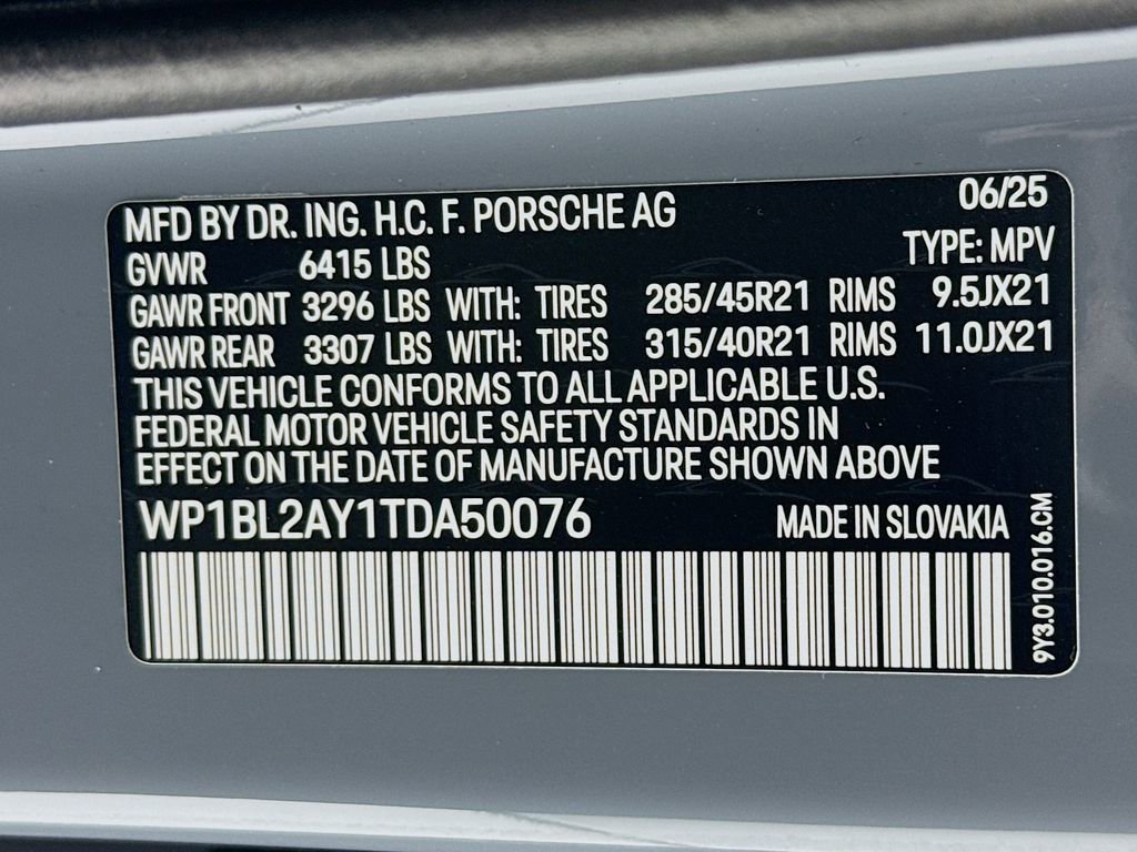Certified 2026 Porsche Cayenne S AWD/4WD image 37