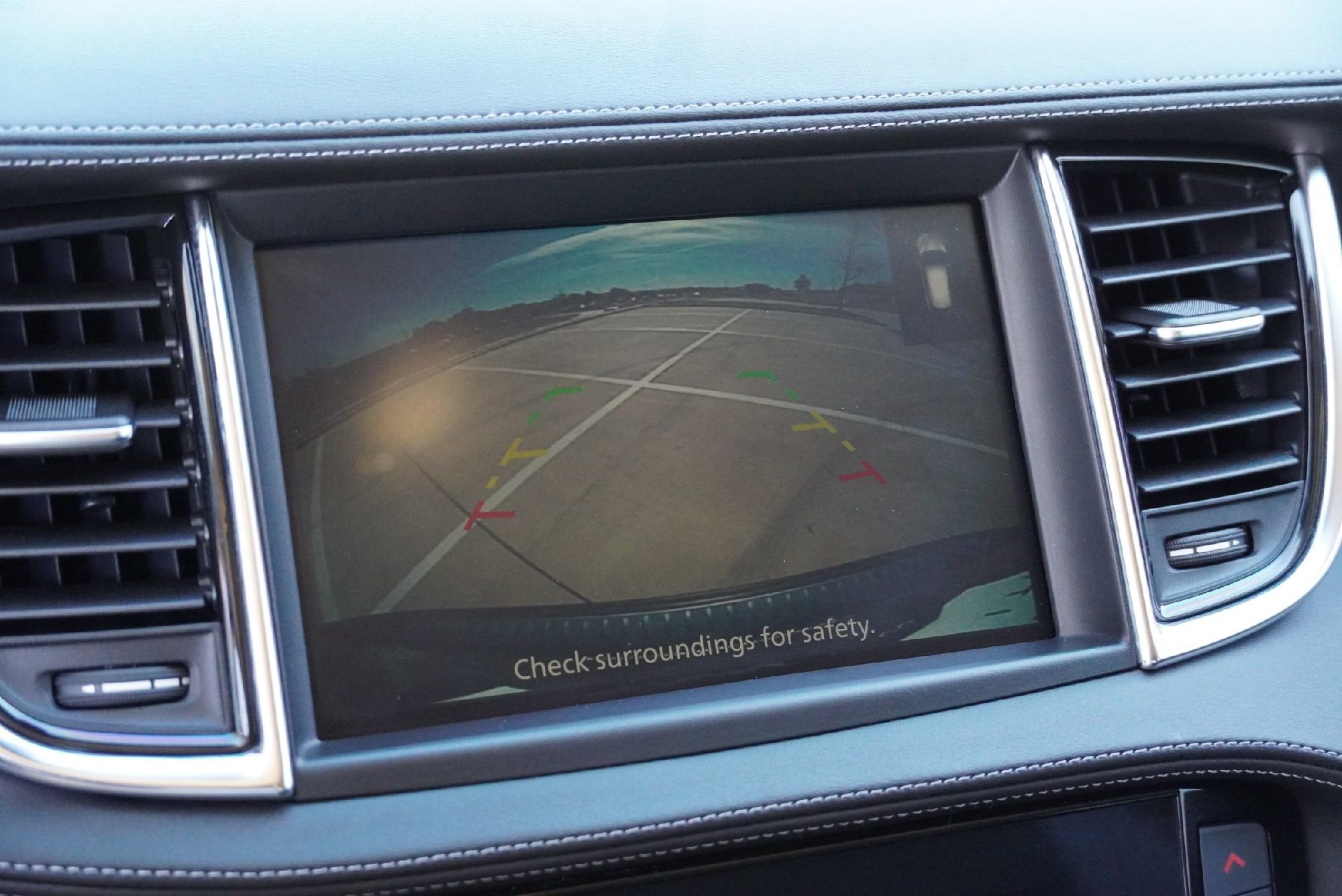 Certified 2024 INFINITI QX50 Luxe w/ Accent Package image 12