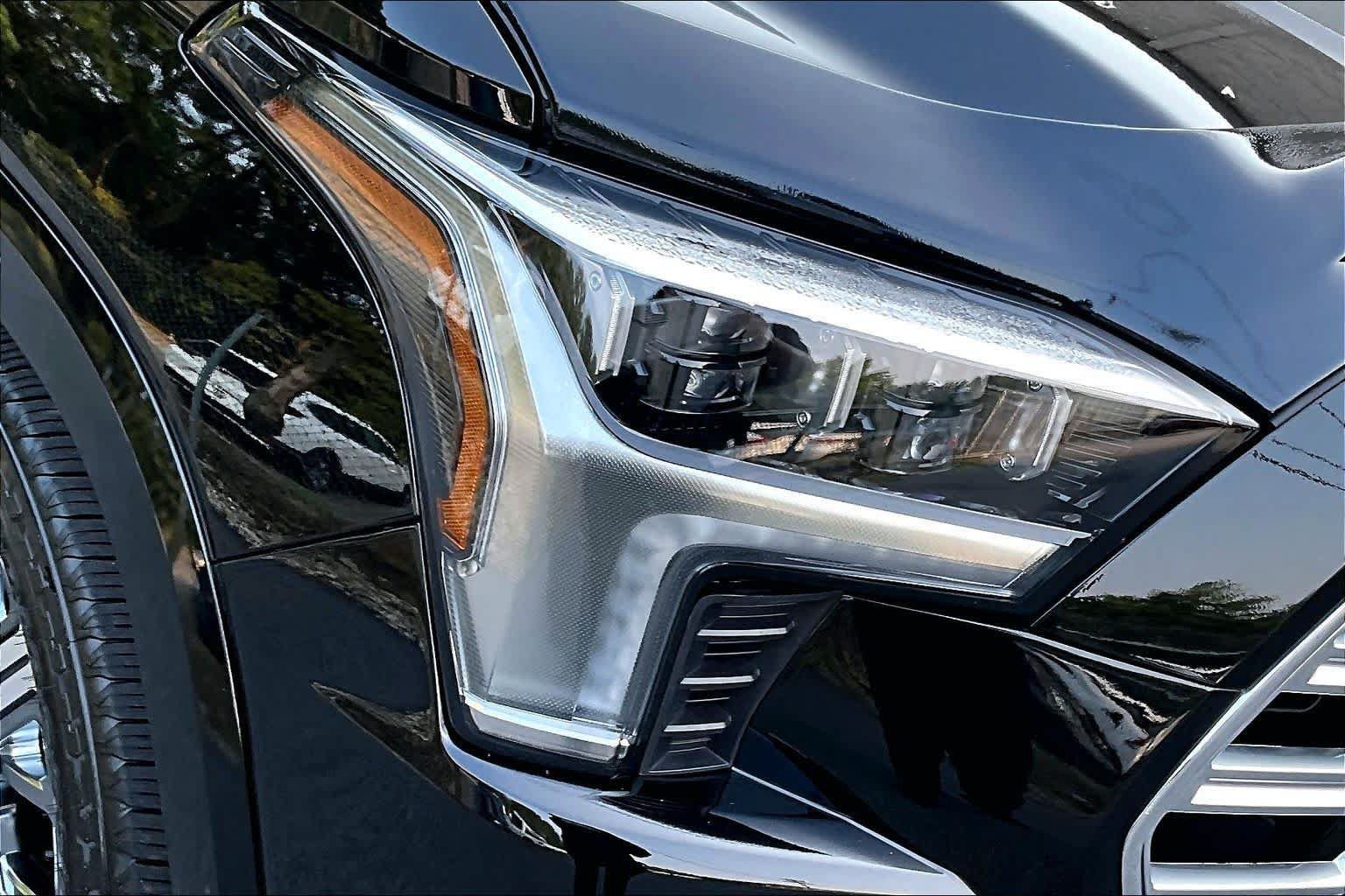 Certified 2025 Toyota Sequoia Capstone AWD/4WD image 28