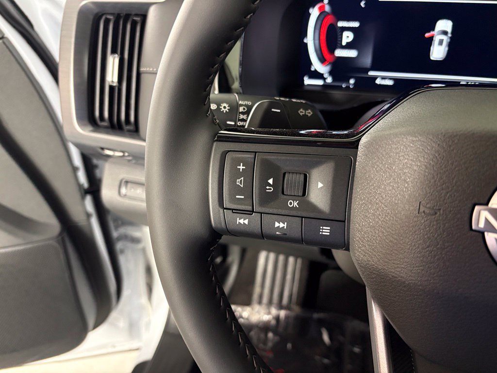 New 2026 Nissan Pathfinder SL FWD image 20