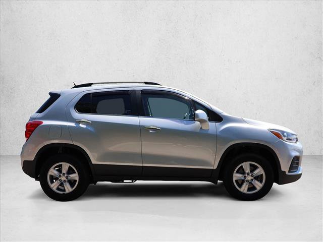 Used 2019 Chevrolet Trax LT w/ Driver Confidence Package AWD/4WD image 4