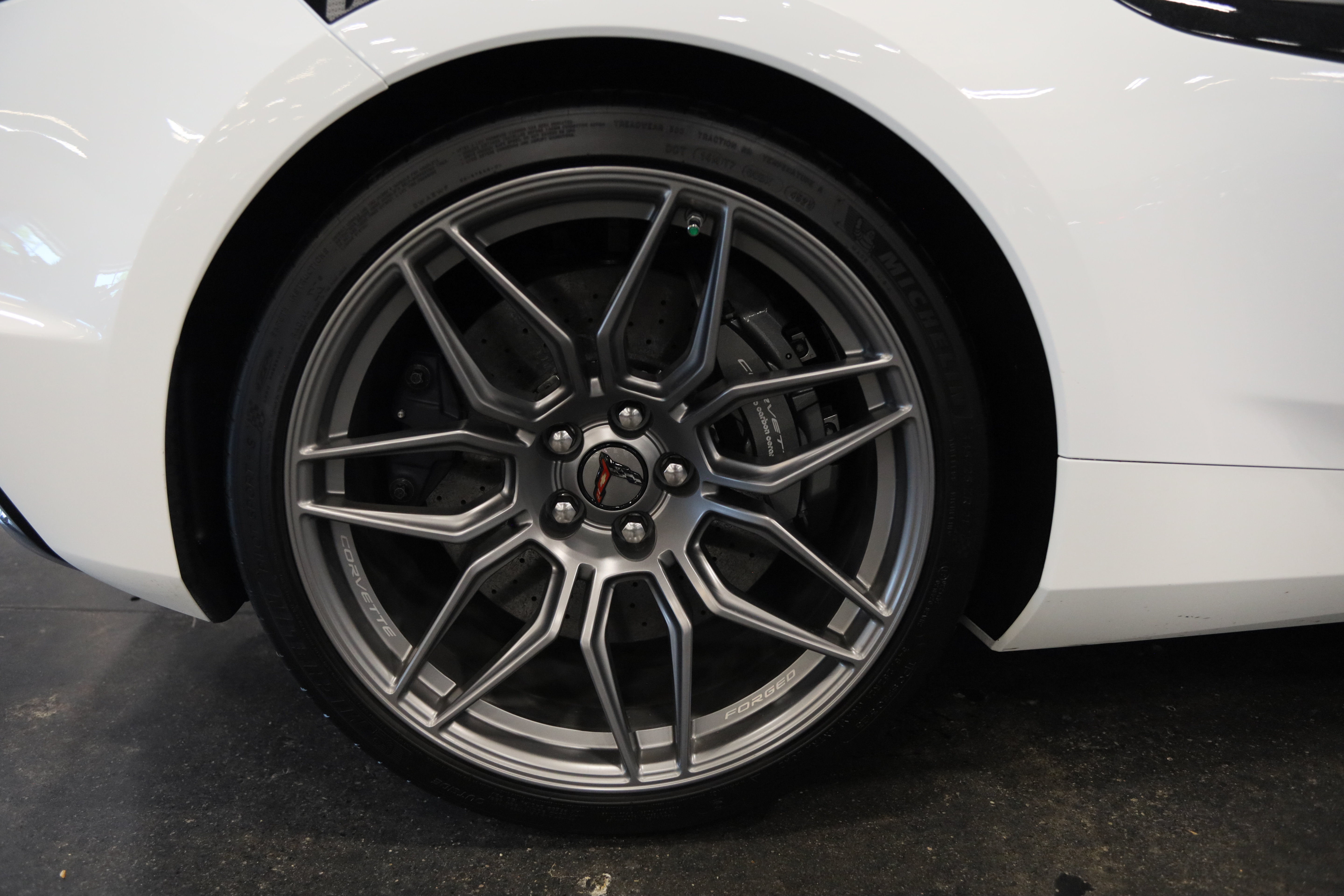 Used 2024 Chevrolet Corvette Z06 w/ Z07 Performance Package RWD image 11