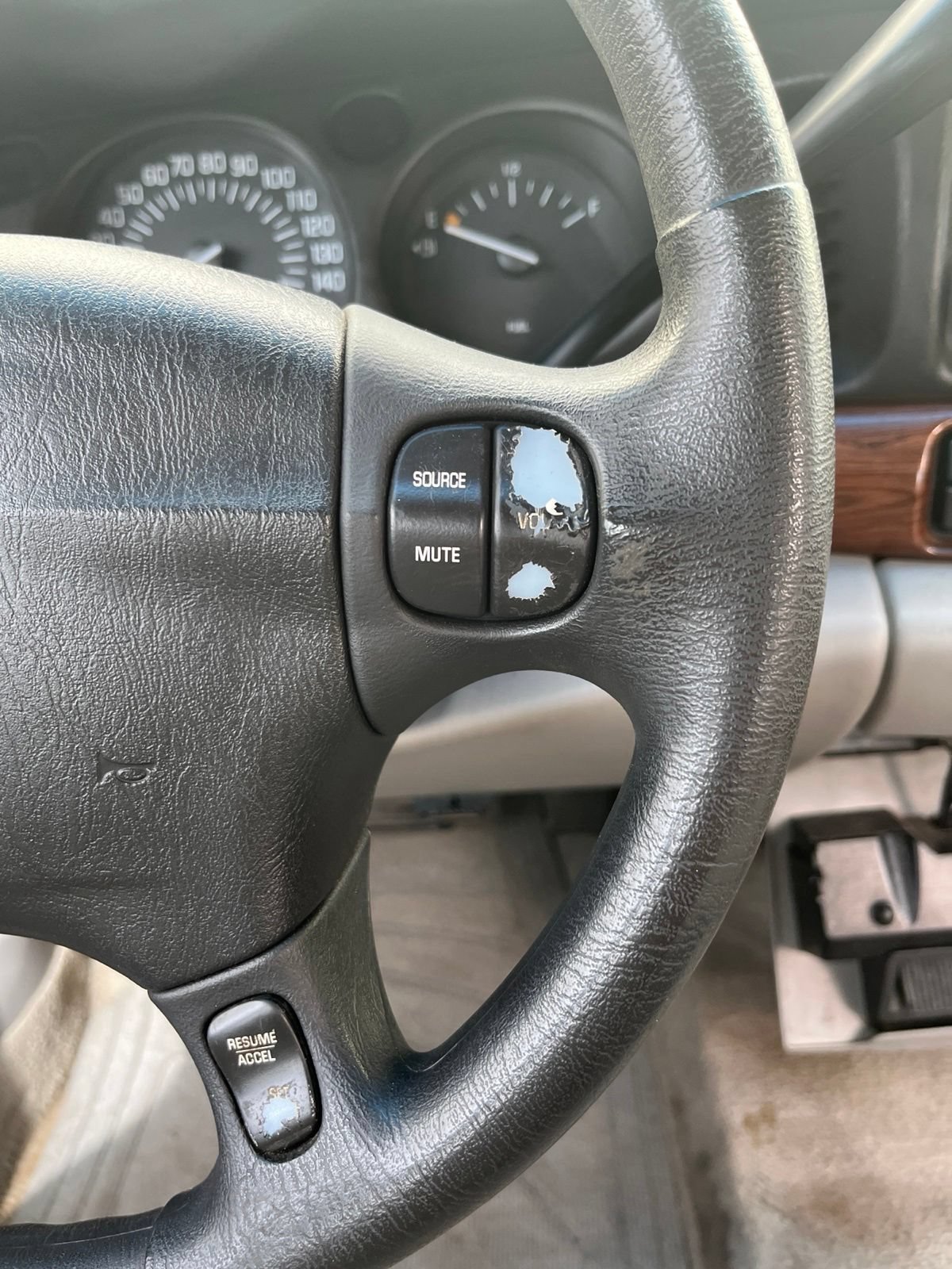 Used 2004 Buick Le Sabre Custom FWD image 19