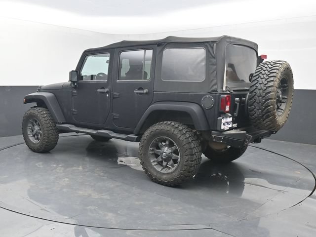 Used 2012 Jeep Wrangler Unlimited Sahara AWD/4WD image 3