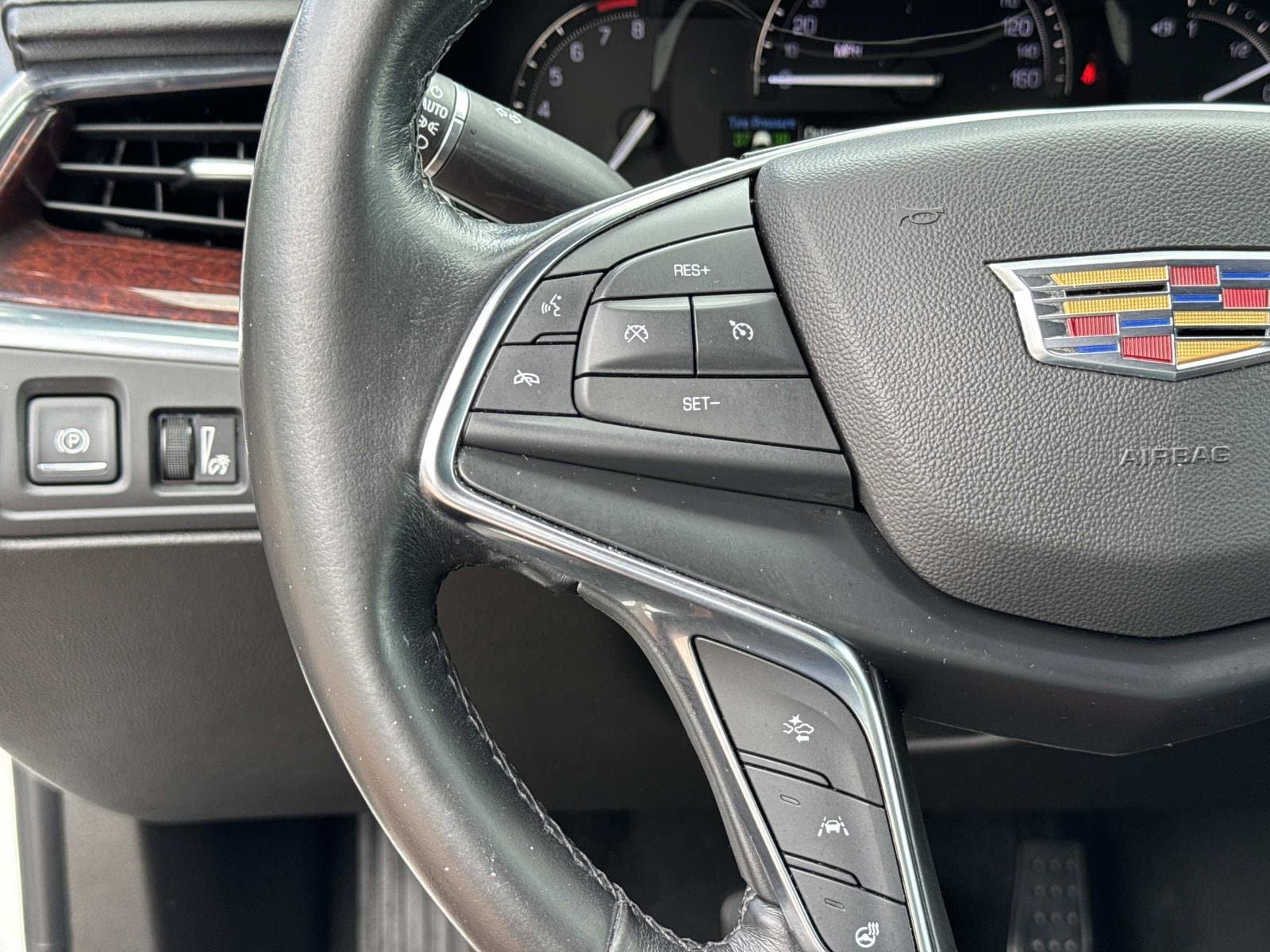 Used 2019 Cadillac XT5 Luxury AWD/4WD image 17