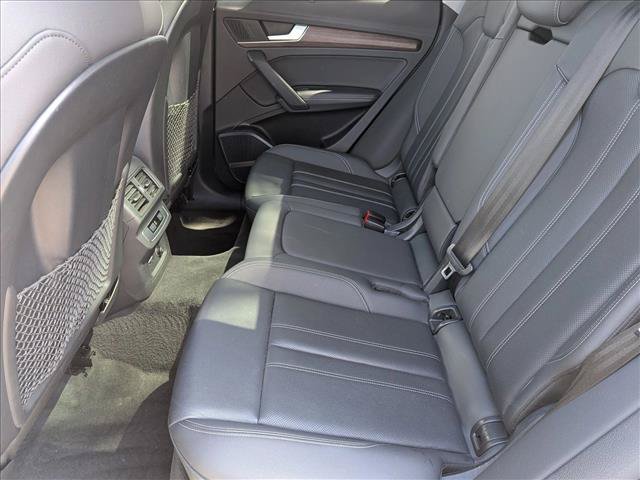 Used 2021 Audi Q5 2.0T Premium Plus w/ Premium Plus Package AWD/4WD image 18