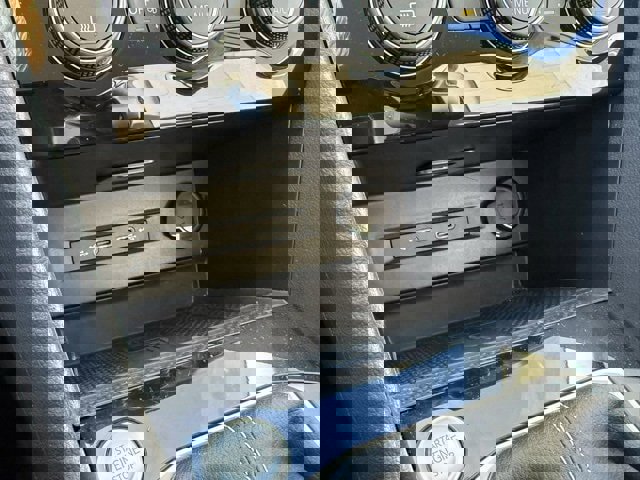 Used 2024 Volkswagen Tiguan SE R-Line image 19