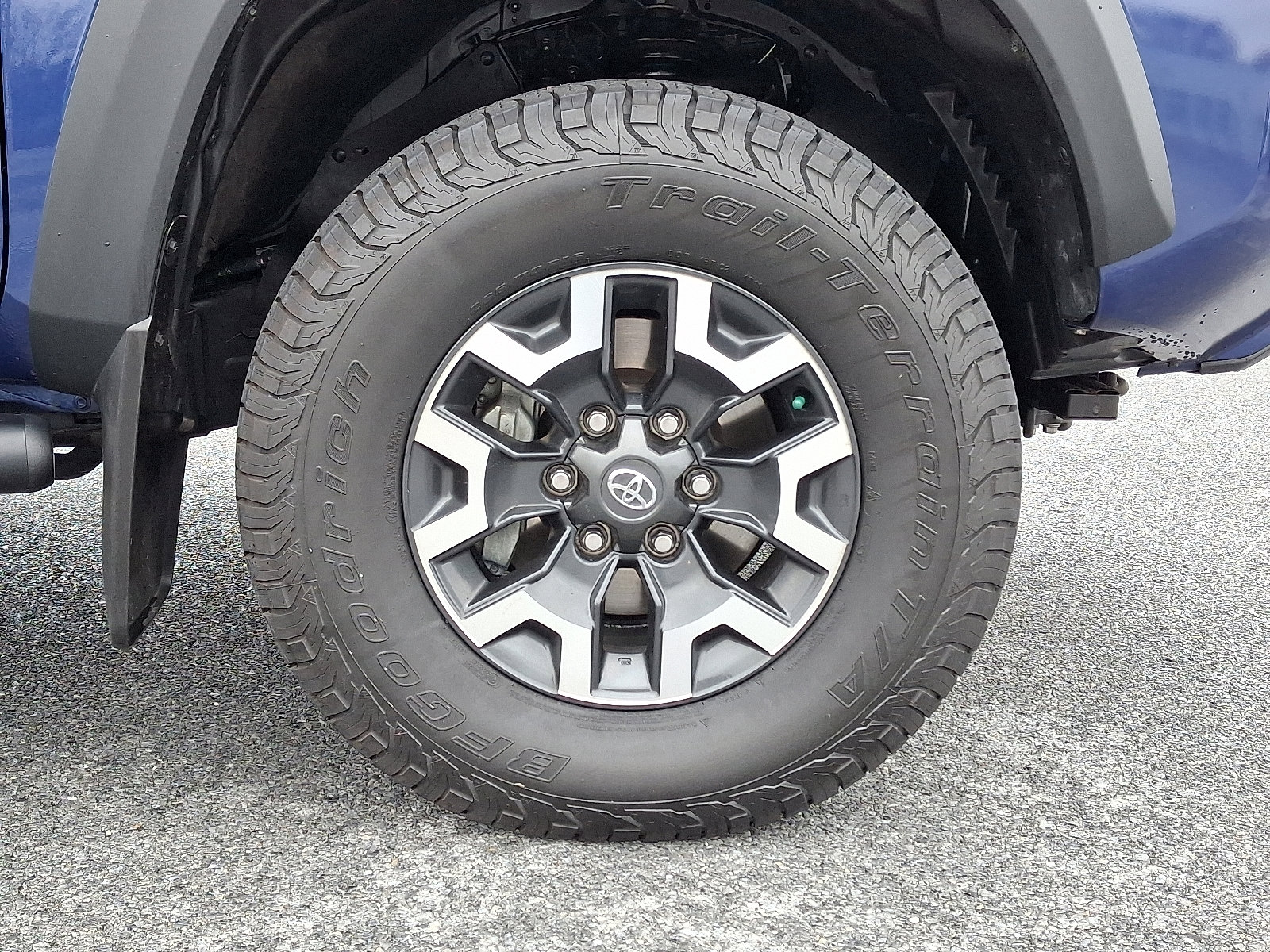 Certified 2022 Toyota Tacoma TRD Off-Road w/ Technology Package image 9