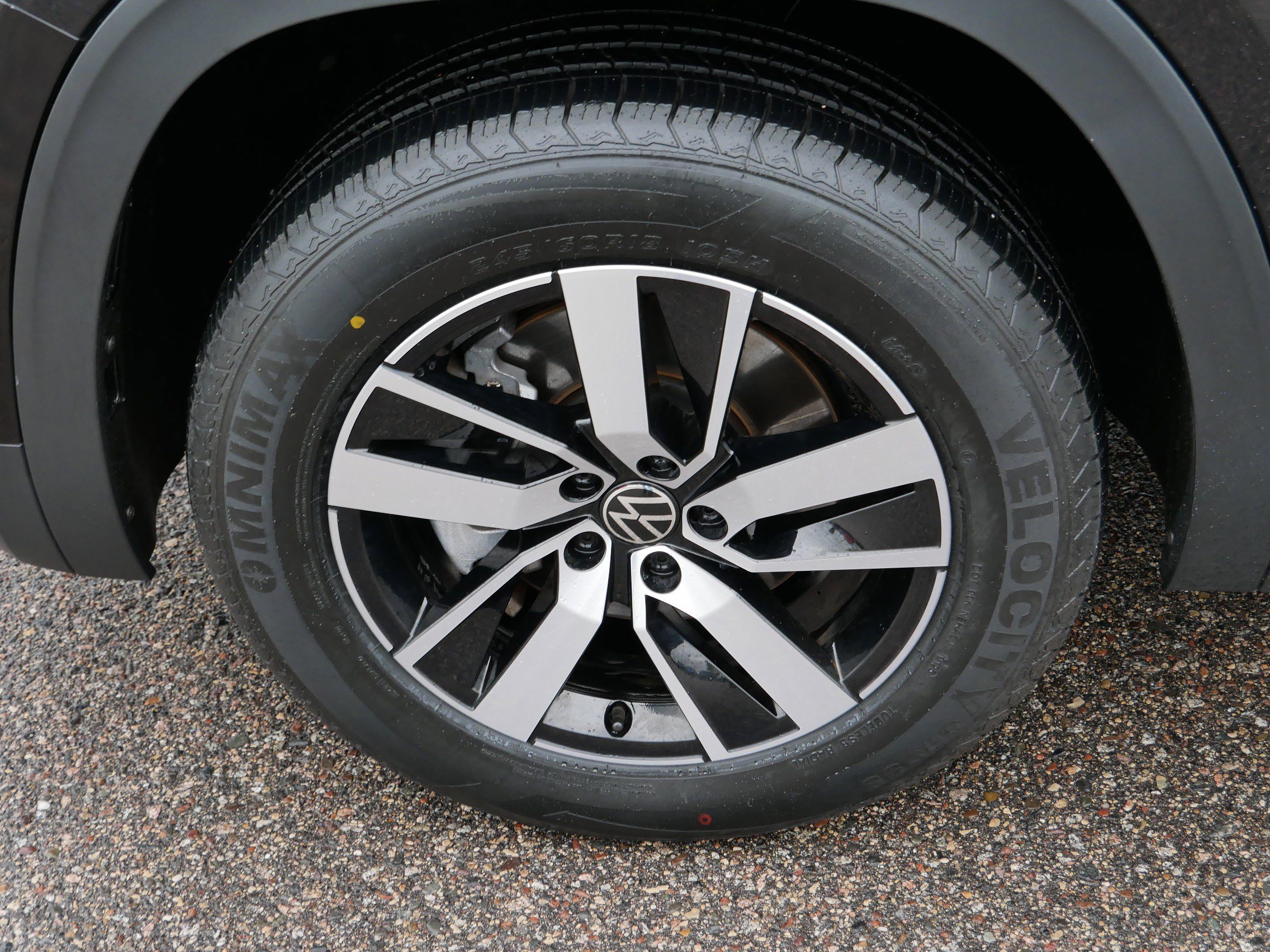 Certified 2022 Volkswagen Atlas SE image 15