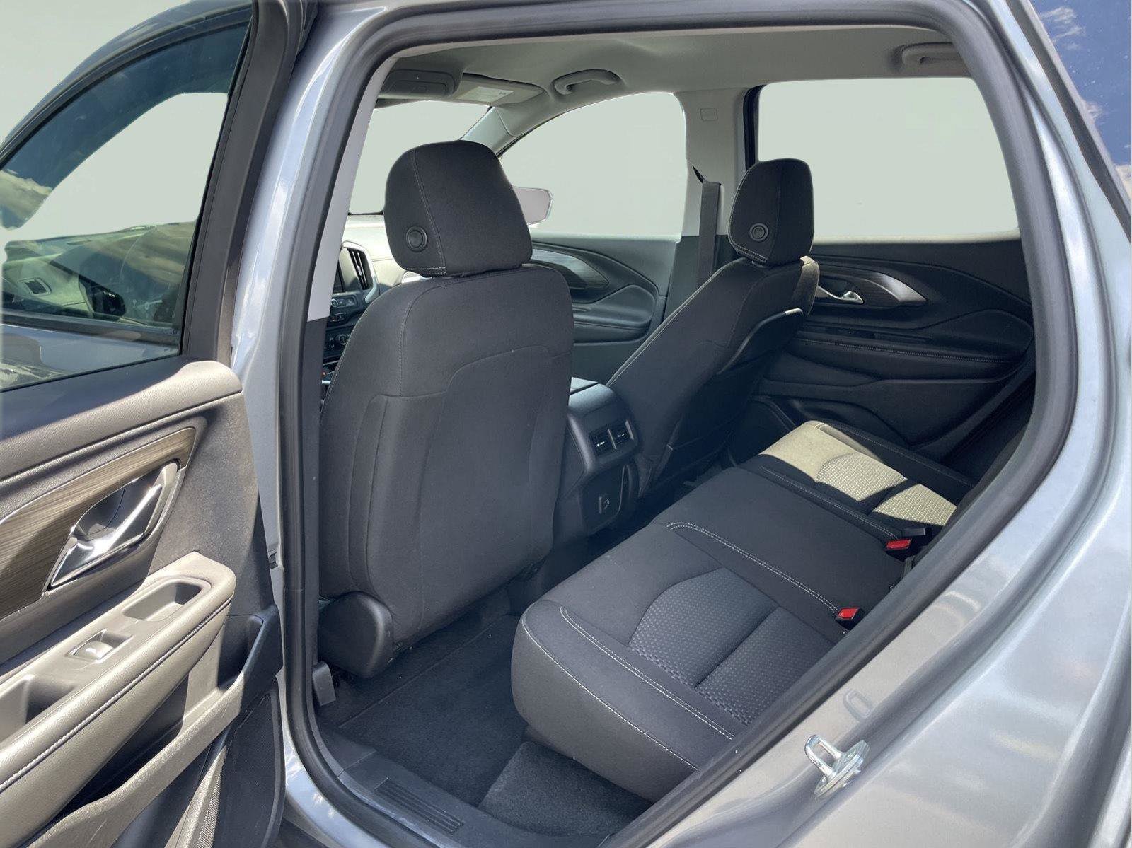 Used 2023 GMC Terrain SLE w/ Driver Convenience Package AWD/4WD image 14
