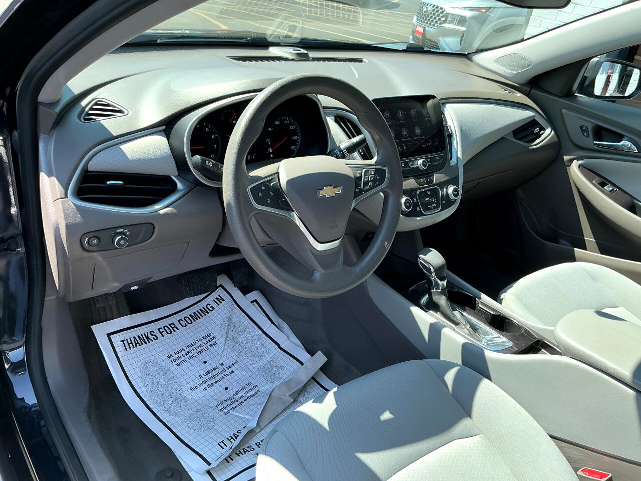 Used 2022 Chevrolet Malibu LS image 9